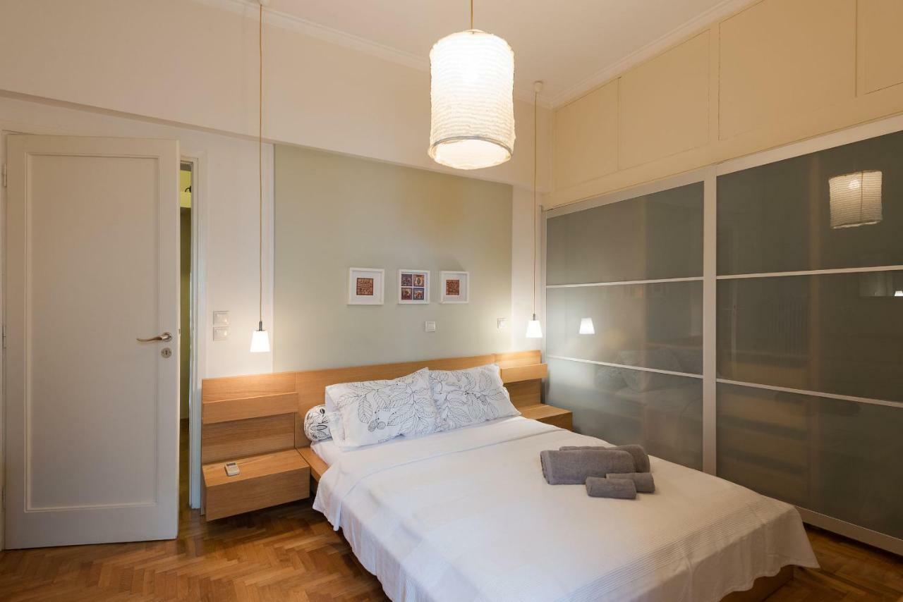 Stylish Flat With Veranda In The Heart Of Atena Exterior foto