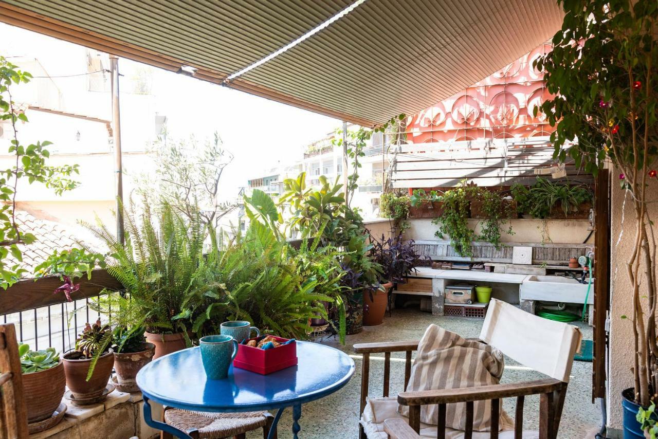 Stylish Flat With Veranda In The Heart Of Atena Exterior foto